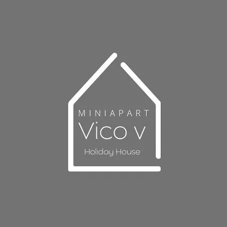 Miniapart Vico V 公寓 *